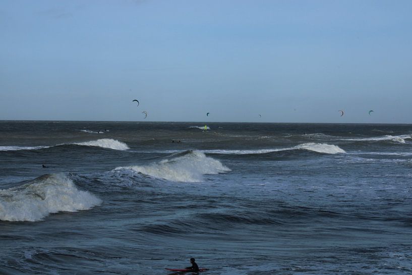 Scheveningen Surf by Afrodite Zegers