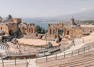 Ancient Theatre of Taormina van Sharon de Groot