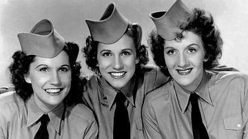 The original Andrews Sisters in zwart/wit