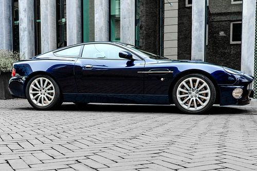 Aston Martin Vanquish sportwagen