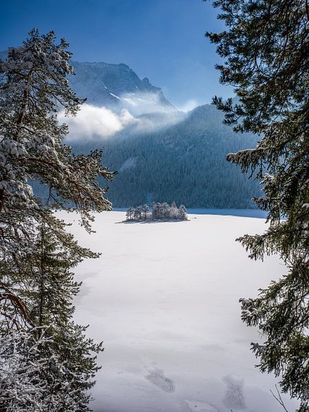 Garmisch-Partenkirchen : Vue sur le lac Eibsee par t.ART