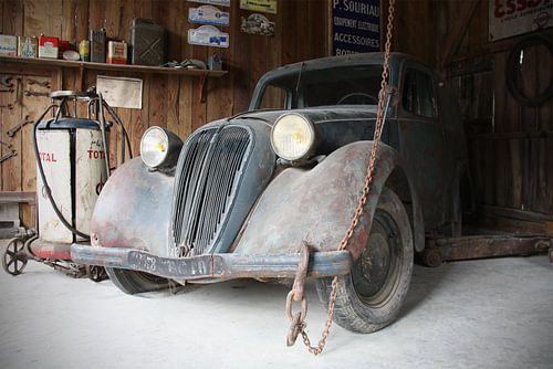 Simca bestelwagentje oldtimer