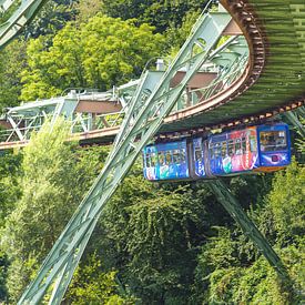 Wuppertal's landmark in airy elegance by Walter G. Allgöwer