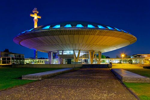 Nachtaufnahme Evoluon Eindhoven von Anton de Zeeuw