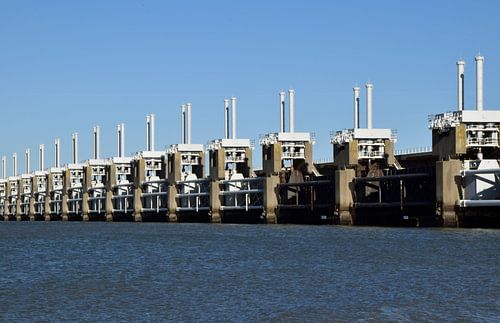 Oosterschelde-Sturmflutwehr in der Oosterschelde zum Schutz der Niederlande vor Überschwemmungen bei