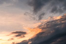 Evening rain on the way by Anna Koek