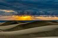 Zonsondergang strand Gran Canaria Maspalomas van W J Kok thumbnail