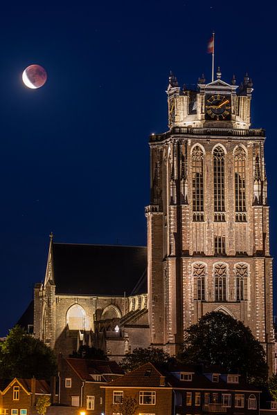 Blood Moon at the Great Church in Dordrecht by Peter Verheijen
