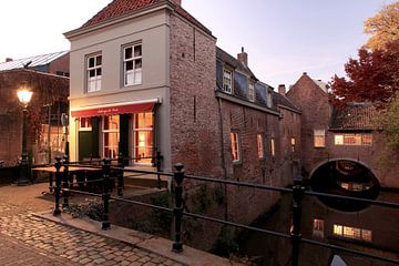 Uilenburg met Binnendieze van Den Bosch - 's-Hertogenbosch   von Jasper van de Gein Photography