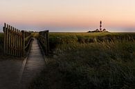 Leuchtturm Westerheversand im Sonnenuntergang von Jens Sessler Miniaturansicht
