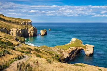 Tunnel beach van Antwan Janssen