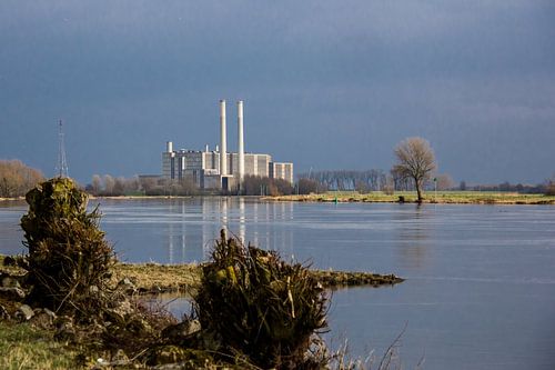 De oude IJsselcentrale in Zwolle.