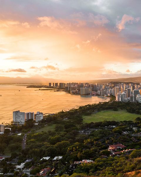 Hawaii by Hello Pompoyo