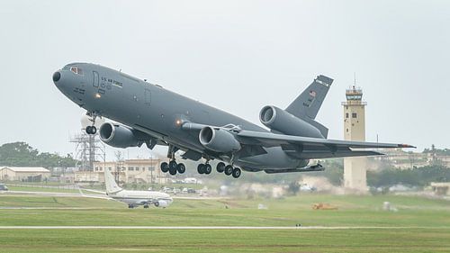 Take-off U.S. Air Force McDonnell Douglas KC-10 Extender.