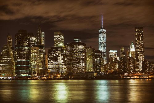 Lower Manhattan verlichting bij nacht, New York, VS