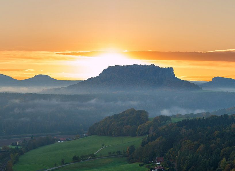Zonsondergang in Saksisch Zwitserland van Animaflora PicsStock