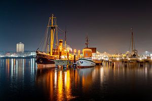 Historische Schiffe im Dunkeln – Kieler Hafenmomente