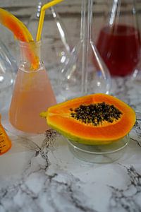 Gin-Cocktail mit Papaya und Limette