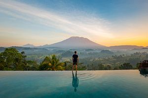 Vulcano view over the rice fields in Sideman - Bali Indonesia von Michiel Ton