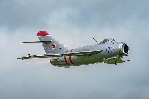 Mikoyan-Gurevich Mig-17F Fresco.