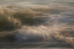 Une vague entrante