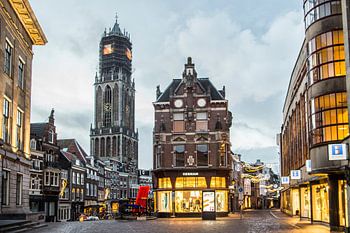 De Domtoren vanaf Stadhuisbrug