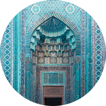 Blauwe deur van Mausoleum | reisfotografie print | Samarkand, Oezbekistan van Kimberley Jekel